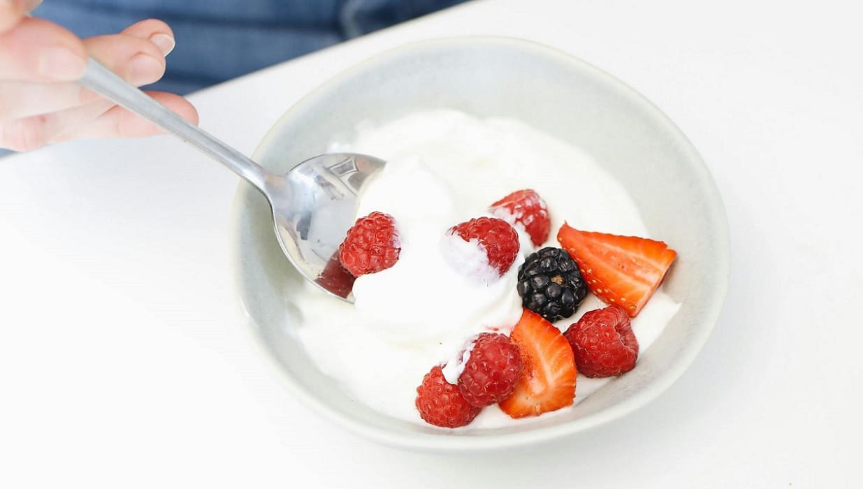 6 Reasons Why You Should Have Curd Every Day