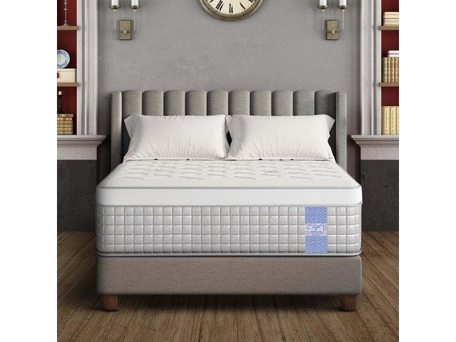Experience Ultimate Comfort with Spring Mattress – Loom and Needles - 1/1