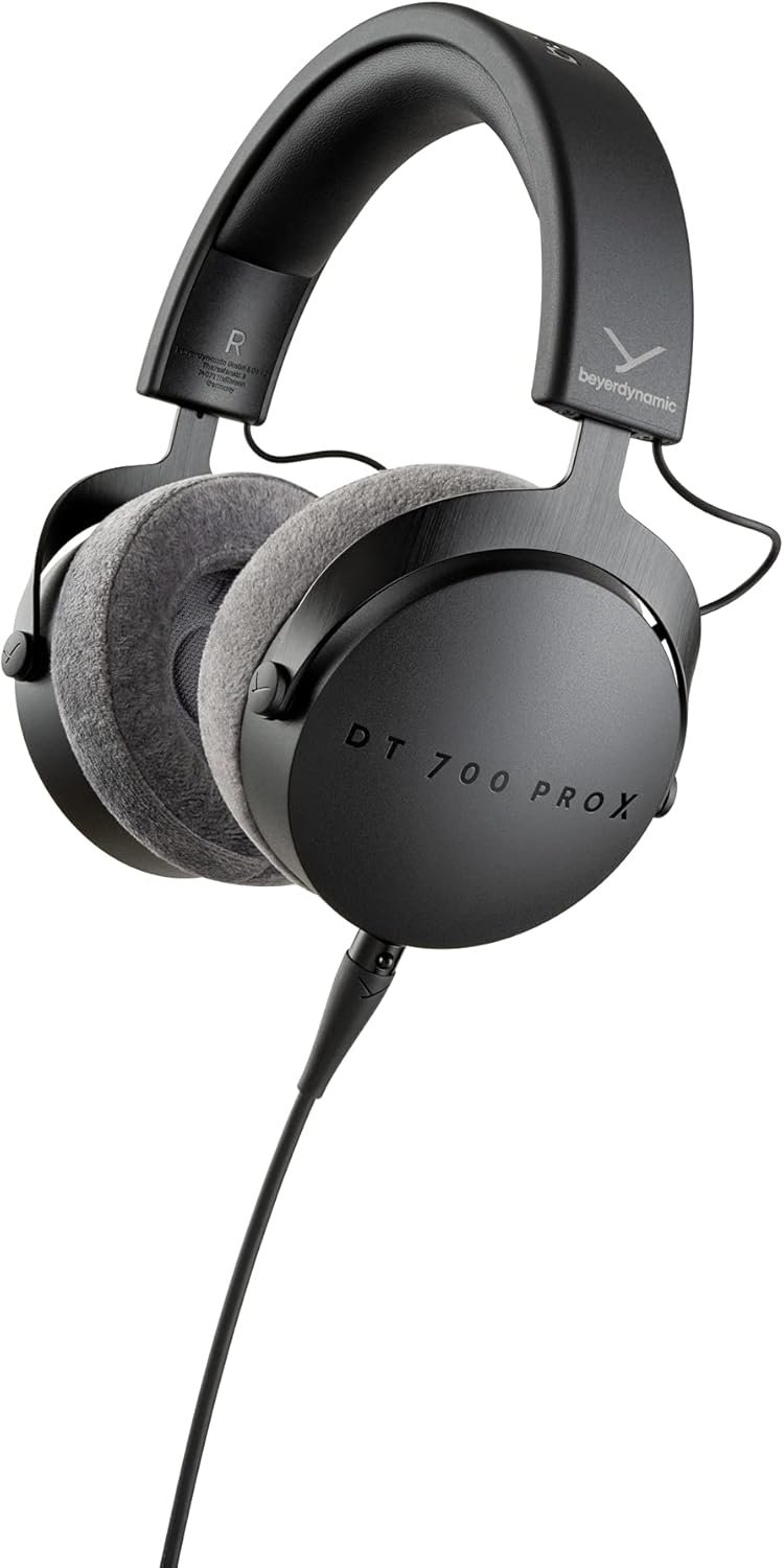 Beyerdynamic DT 700 PRO X Review – Studio-Quality Closed-Back Headphones