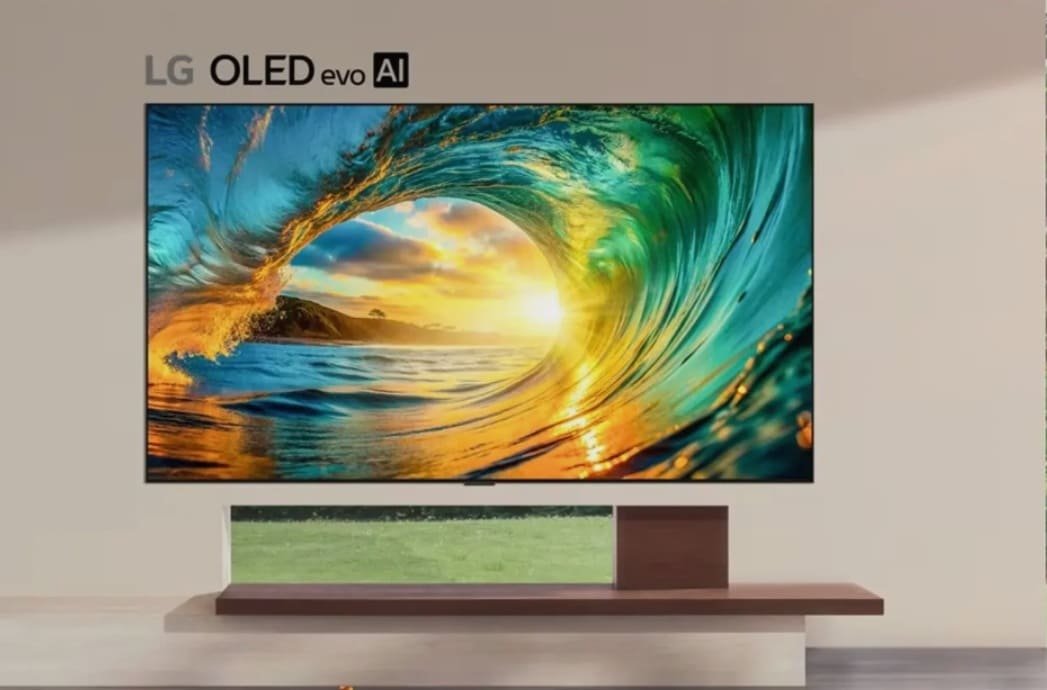 LG OLED evo W6: World’s Thinnest True Wireless OLED TV Unveiled